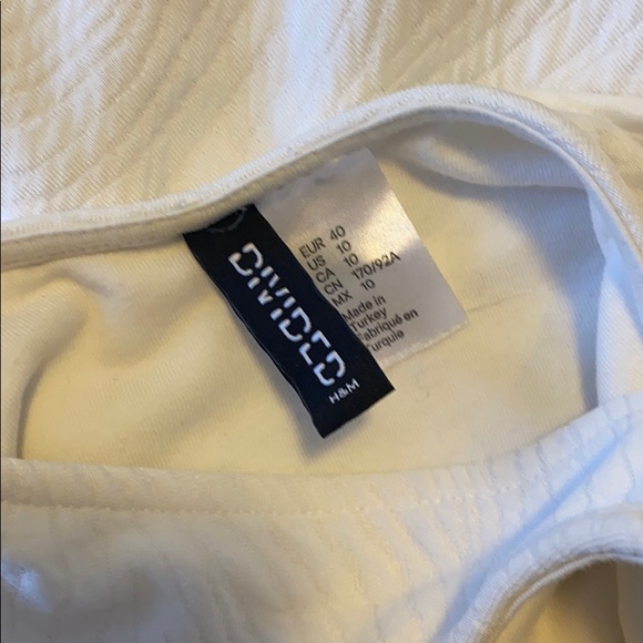 H and M Summer Fitted Spandex and Cotton Dress - Picture 3 of 3